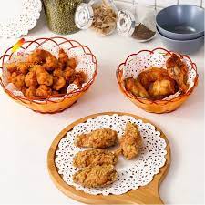 Giấy lót ren hoa văn tròn (Có 7 size) - 100 tờ/xấp