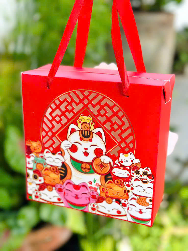 Hộp Tết Mèo Vẫy Tay - Kẹo Mứt Nhỏ