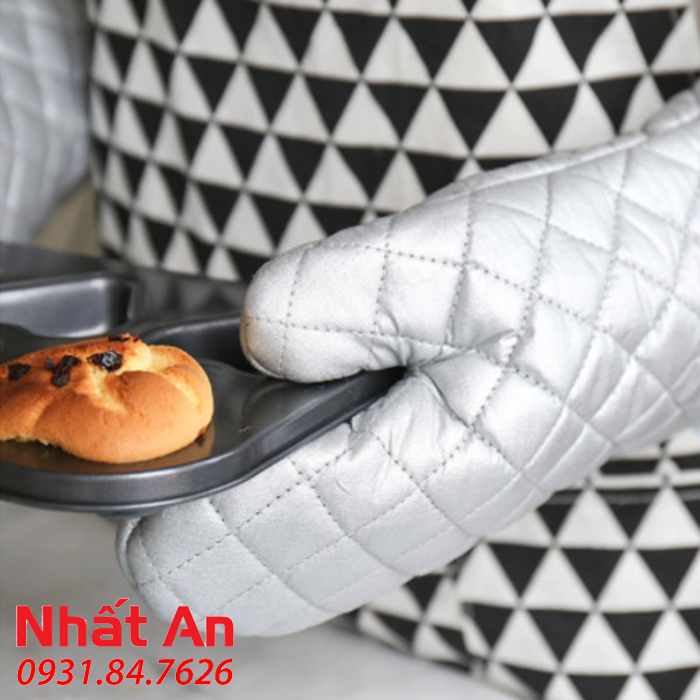 Bao tay lò nướng bạc/ Găng tay cách nhiệt (Có 3 size) - 1 cặp