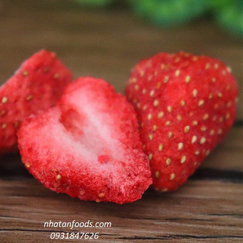 Dâu sấy giòn (sấy lạnh) 50gr / 100gr / 200gr / 500gr / 1kg