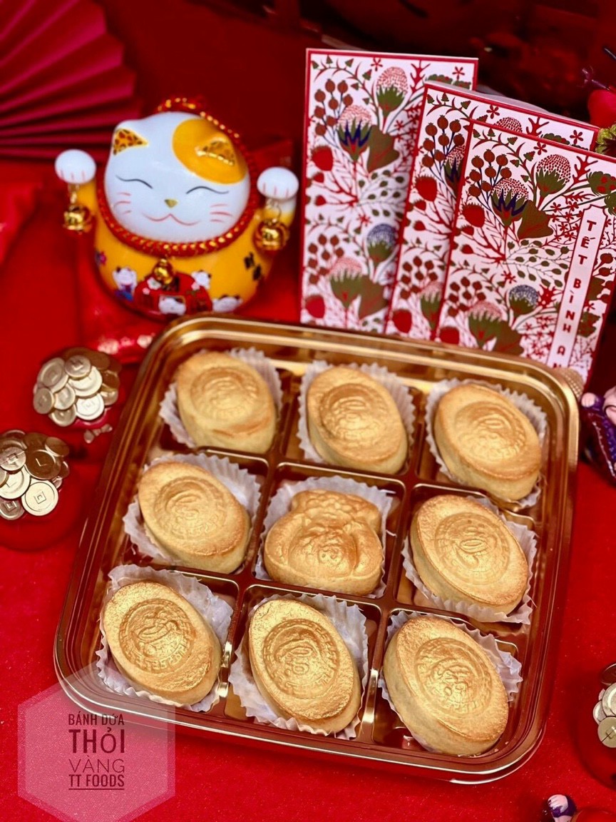 Hộp nhựa 9 ngăn vàng QF999