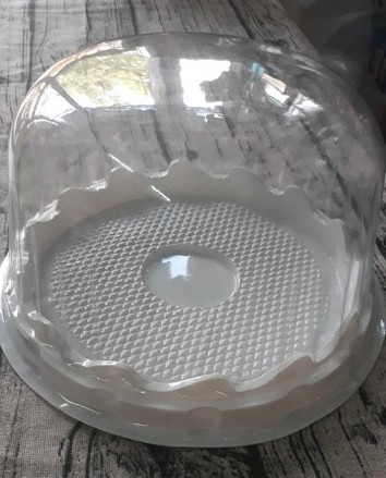 Hộp nhựa tròn đế trắng HH47 (19cm)