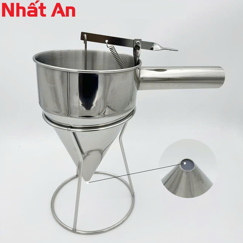 Phễu rót bột cầm tay