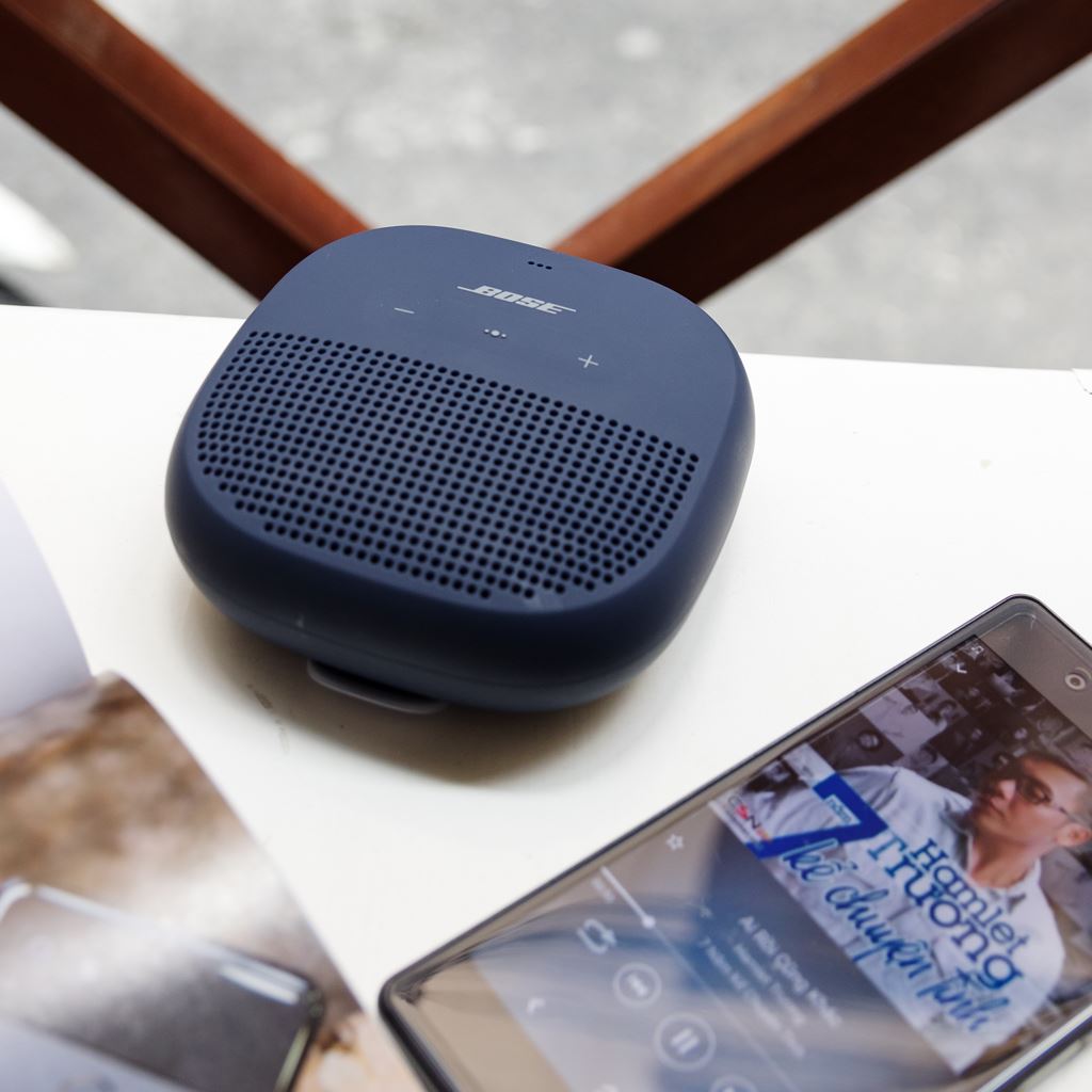 bose-soundlink-micro-10