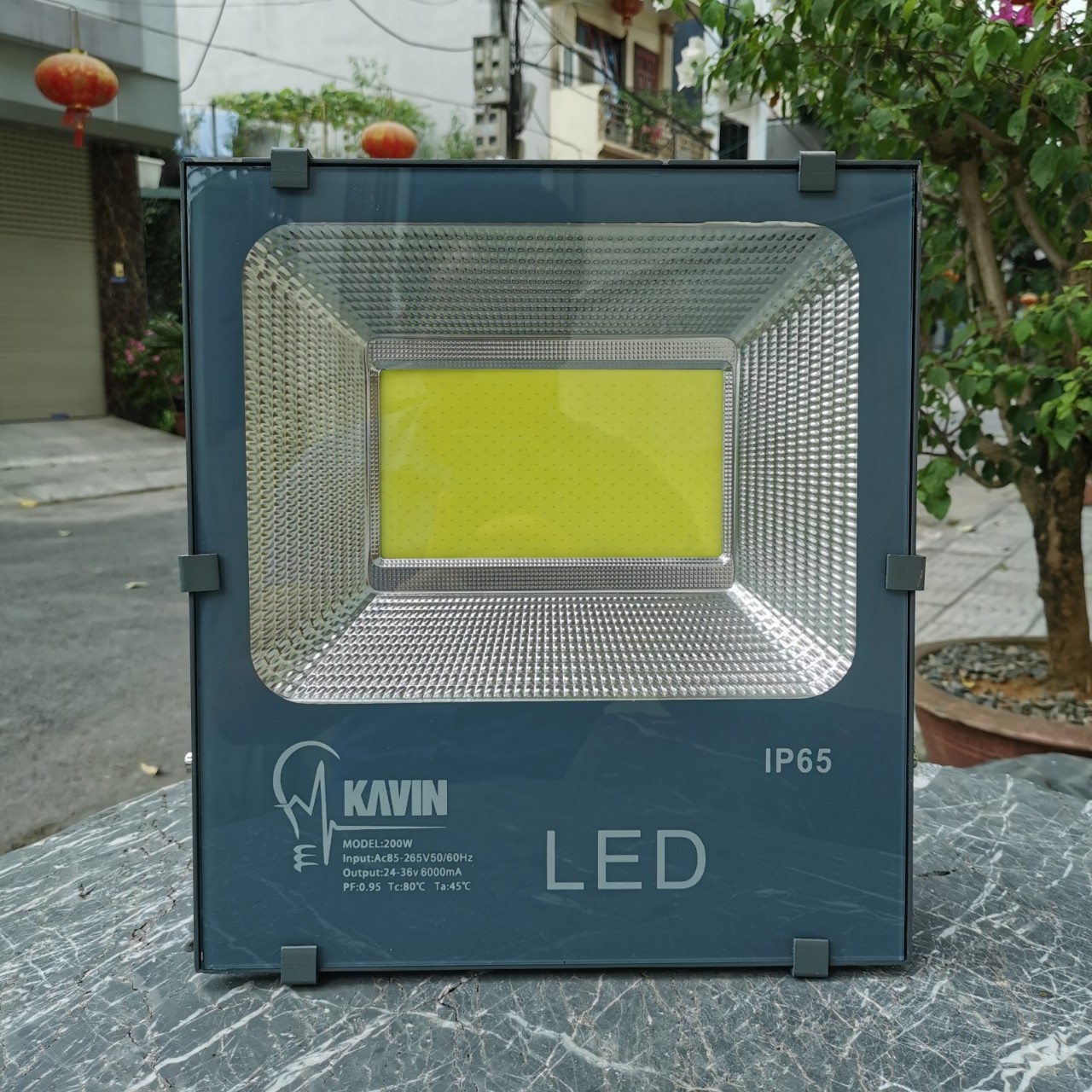 den-pha-led-200w-kavin-cob-ip65