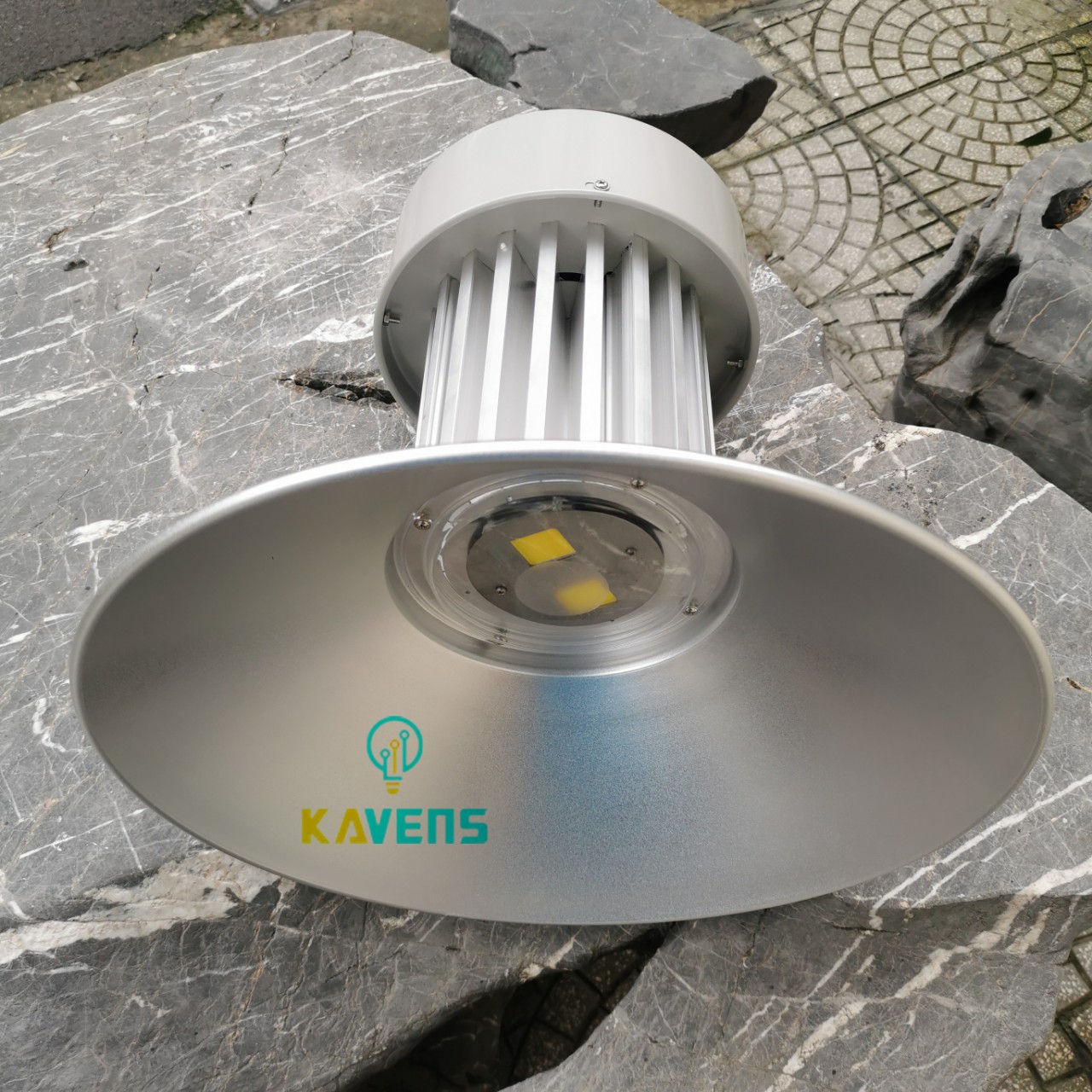 den-led-nha-xuong-100w-highbay