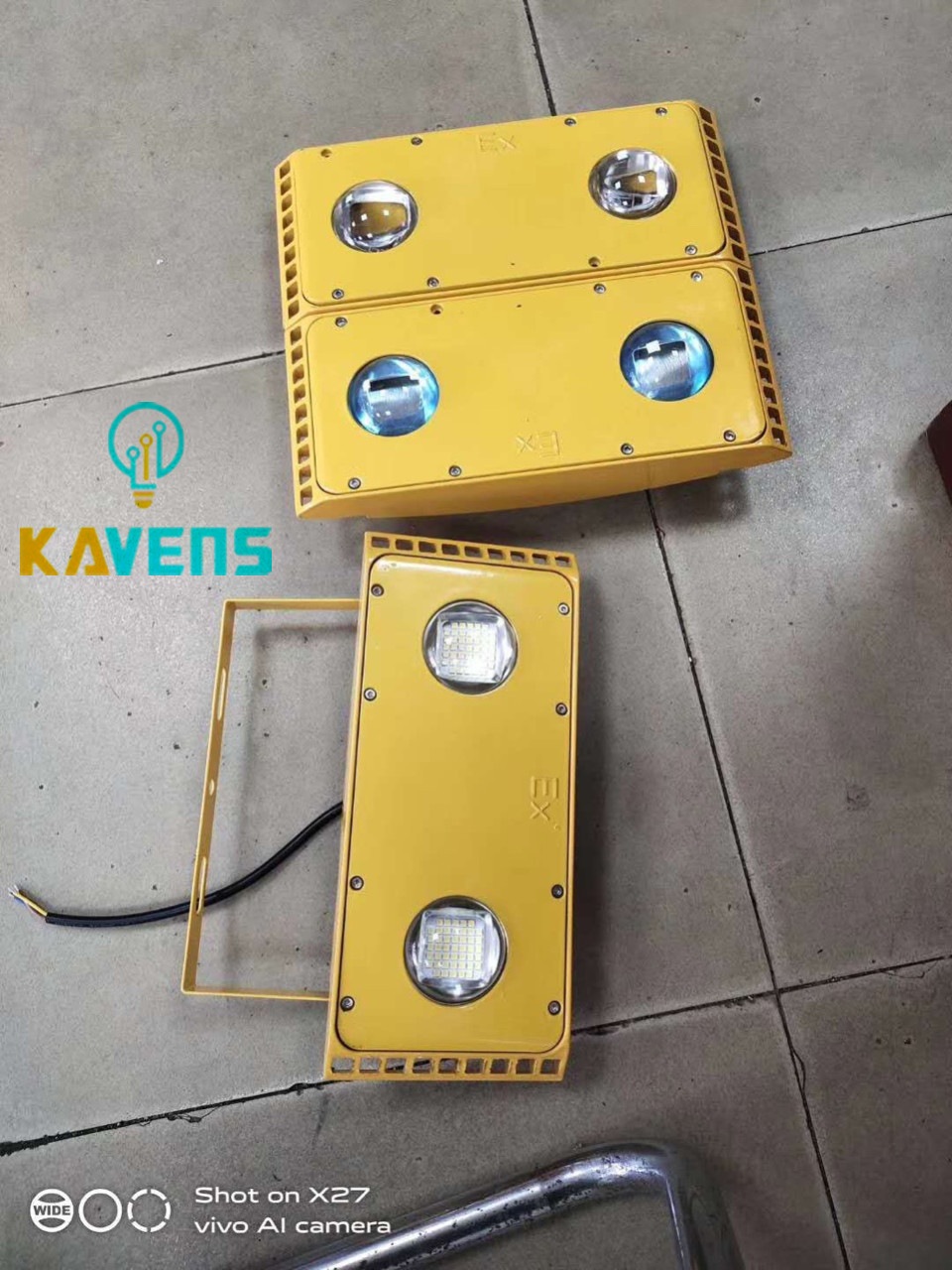 den-pha-led-phong-no-kpn402