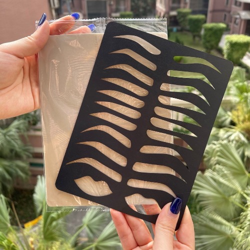 Bảng Khuôn Mày Môi Thực Hành