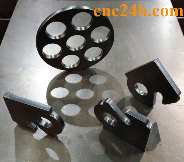 máy cnc plasma cắt bản mã
