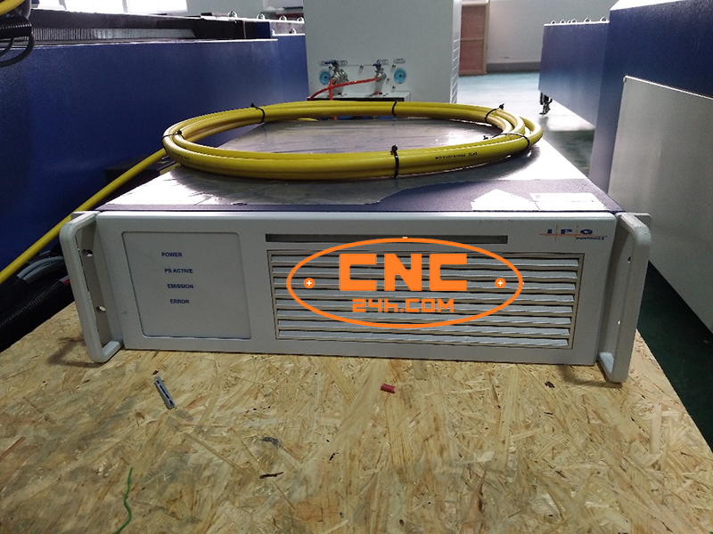 máy cắt laser fiber