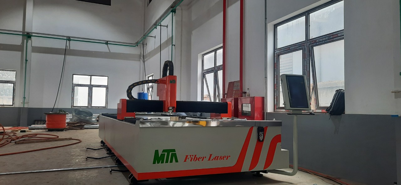 máy cắt laser tại hưng yên