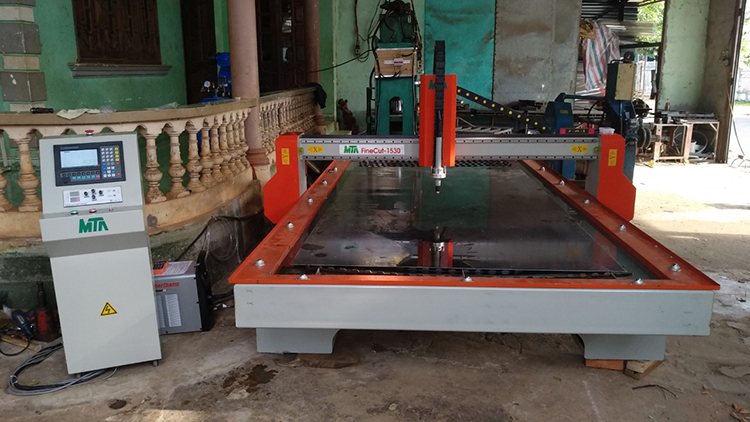 máy cắt plasma cnc