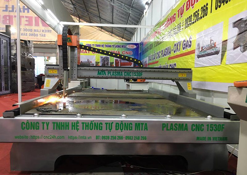 máy cnc cắt sắt