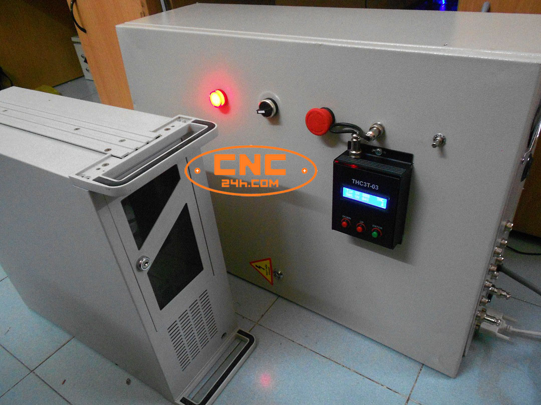 tủ plasma