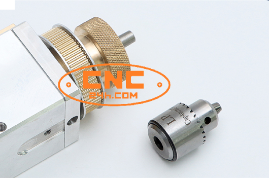 Đầu kẹp hỗ trợ đột lỗ