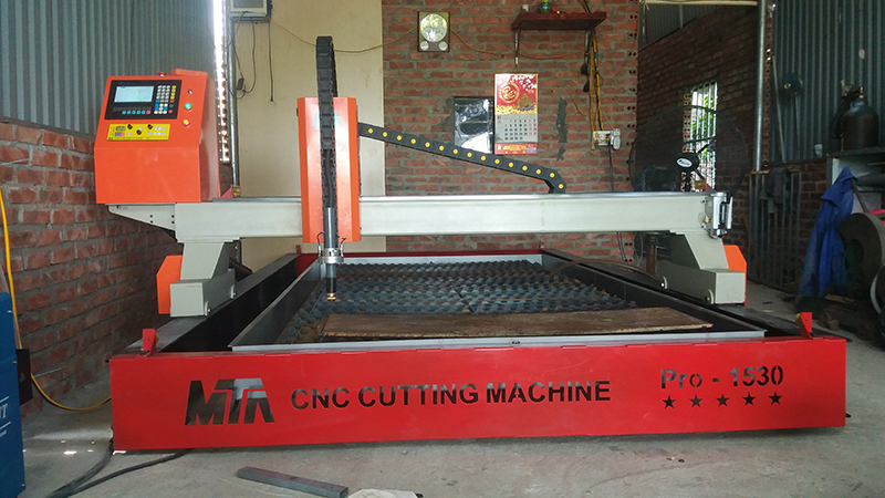 Máy cắt cnc plasma giá bao nhiêu