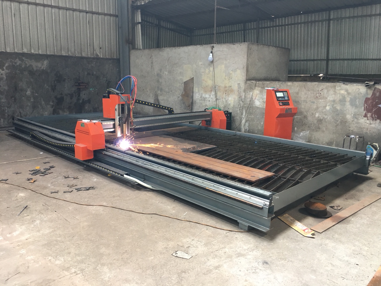 máy cắt cnc plasma giá rẻ