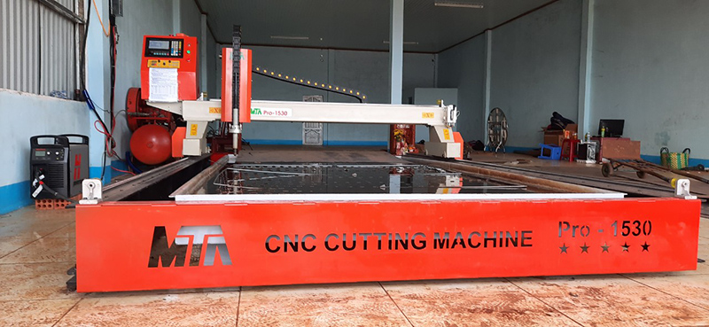 Máy Plasma CNC Pro-1530 (động cơ Servo Mitsubishi)