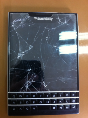 thay mặt kính blackberry chính hãng