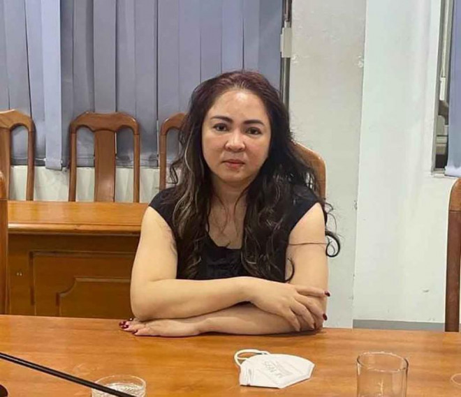 Từ vụ Nguyễn Phương Hằng bị khởi tố, bắt tạm giam: ‘Phụ họa’, cổ súy có bị xử lý?