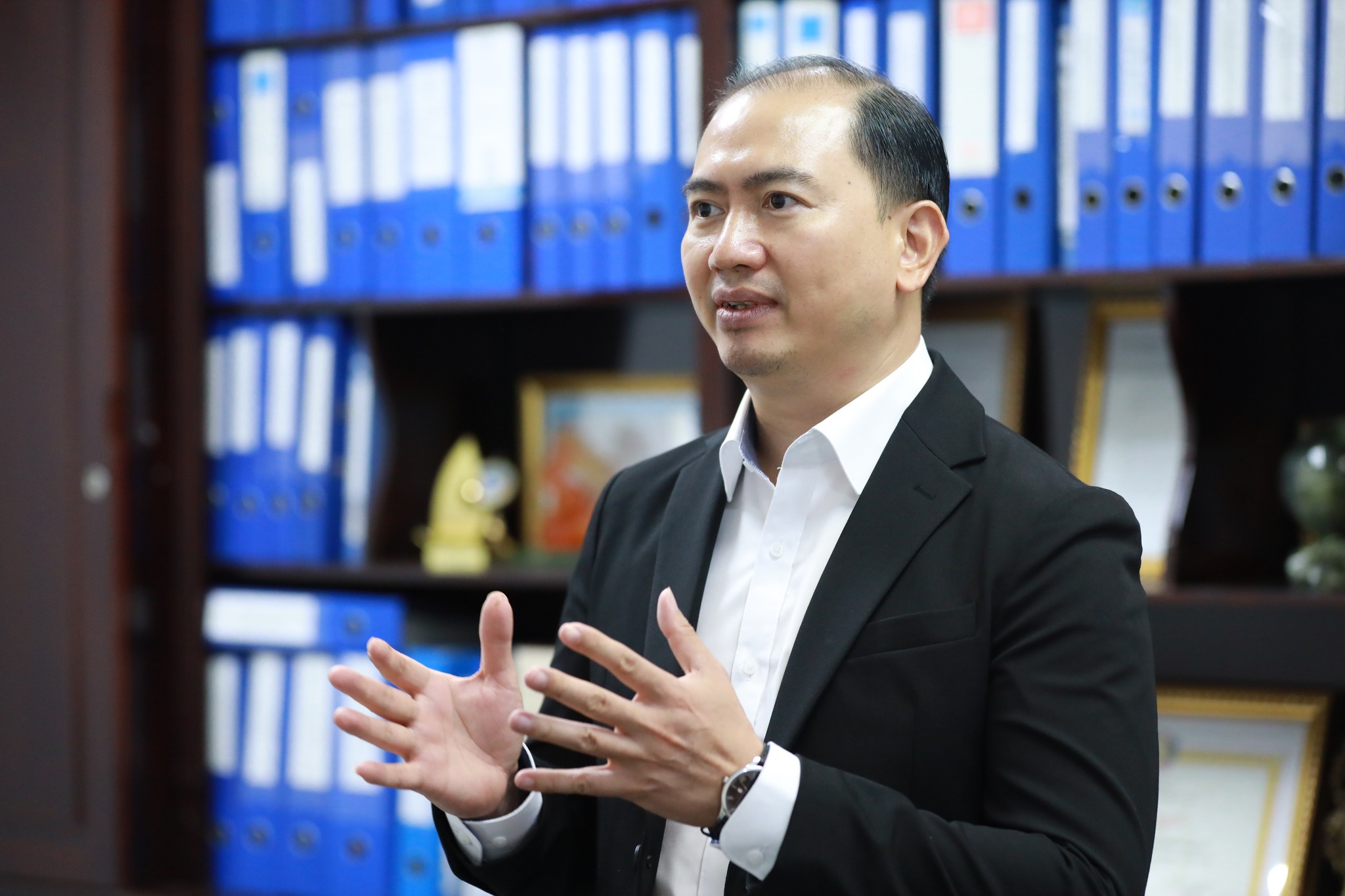 Từ việc không đồng ý khai quật mộ cổ nghi của Hồ Xuân Hương