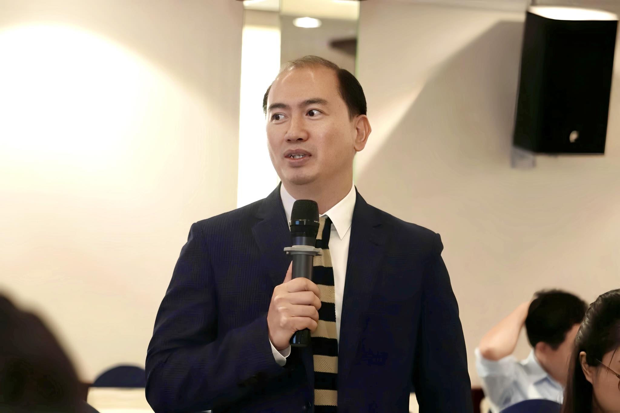 Bút sắc - Lòng trong - Tâm sáng: Báo chí trong thời đại niềm tin bị thử thách