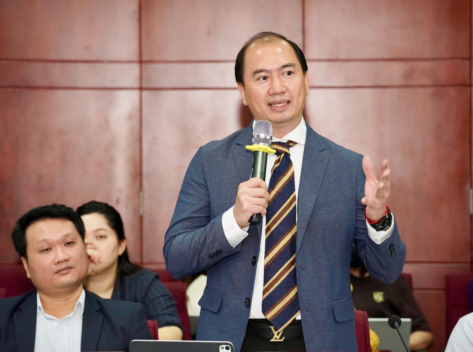 Nghị quyết tháo gỡ khó khăn Luật Đất đai: Doanh nghiệp và người dân cần làm gì từ năm 2026?