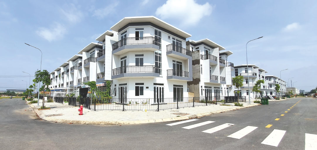 Chống Đầu Cơ Bất Động Sản: Đề Xuất Chính Sách Thuế và Giải Pháp Minh Bạch Hóa Thị Trường
