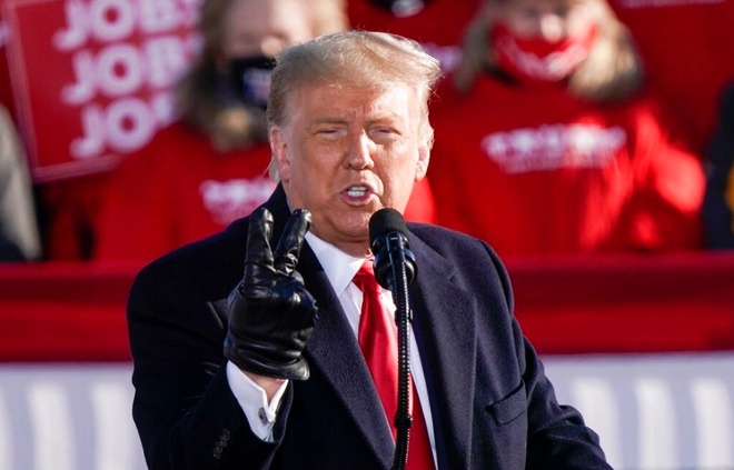 Ông Trump sắp tổ chức rầm rộ mít tinh 