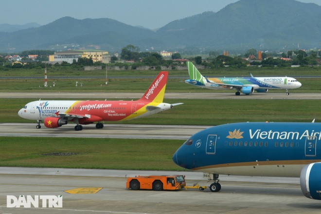 Gánh số nợ quá lớn, doanh nghiệp hàng không trên bờ vực phá sản