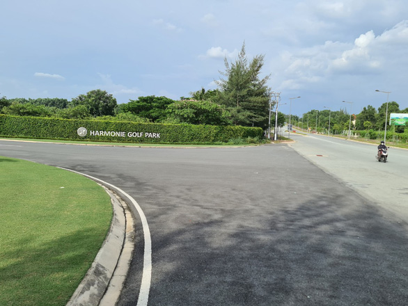 Trả lại 'đất vàng' sau vi phạm, được không?
