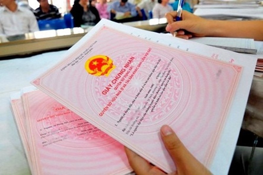 Làm gì khi thửa đất bán cho nhiều người, dù đã qua công chứng?