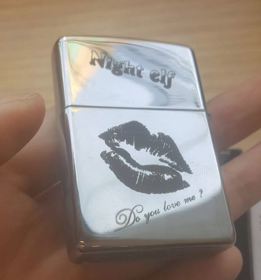 zippo cô gái giá rẻ 1