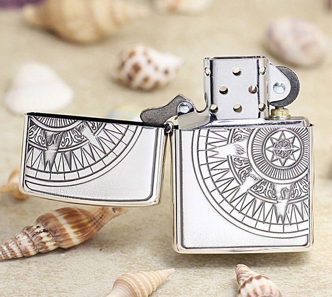 bật lửa zippo la bàn