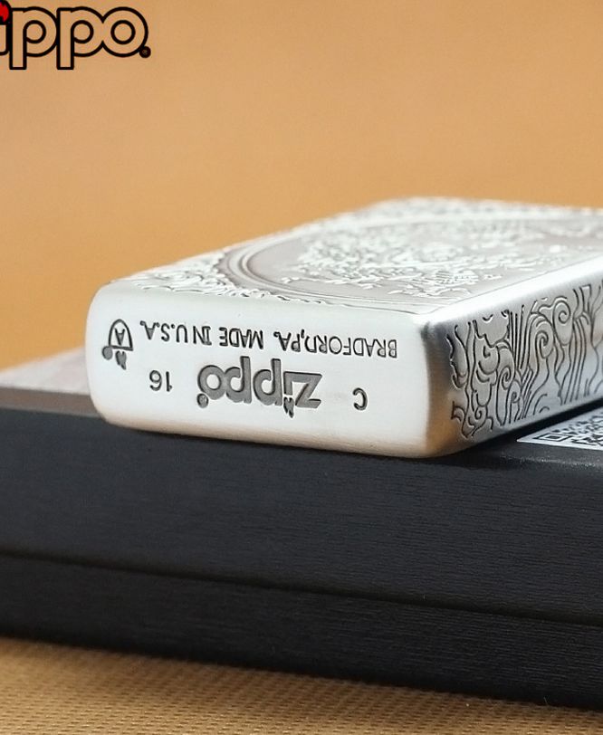 zippo rồng bạc 1