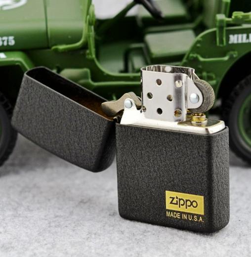 bật lửa Zippo chính hãng