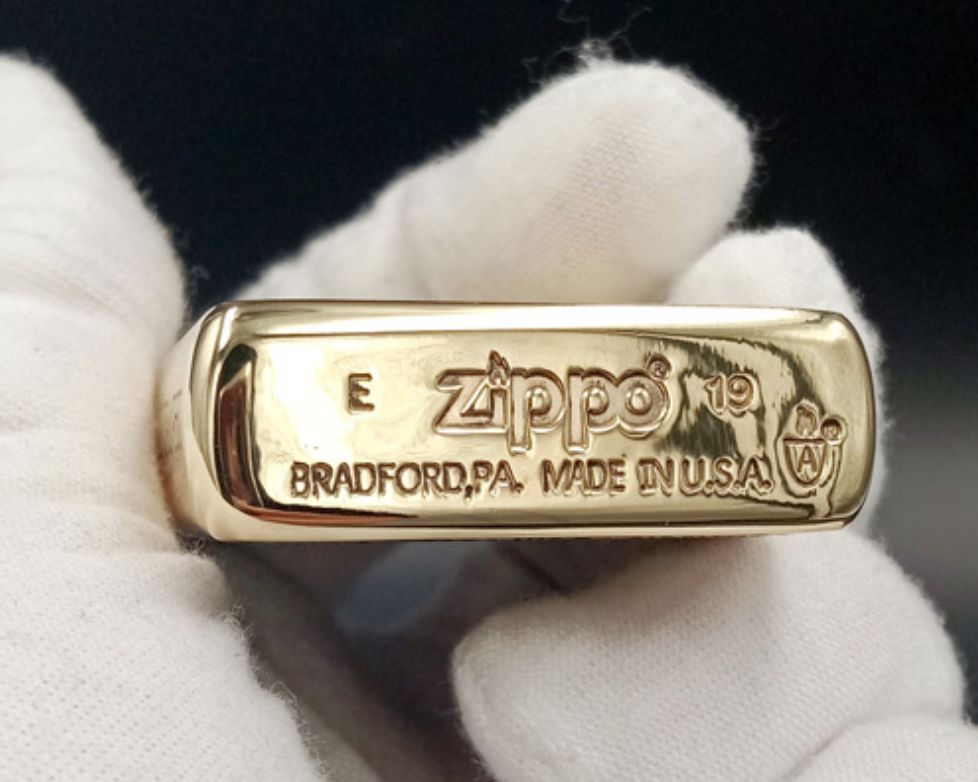 Zippo cao bồi Marlboro 12