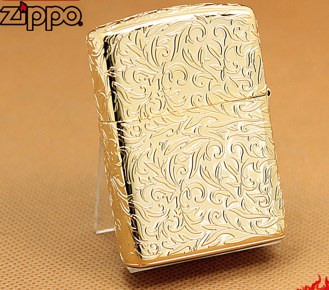 Zippo vỏ dày mạ vàng hoa văn năm mặt giới hạn 1000 con 1