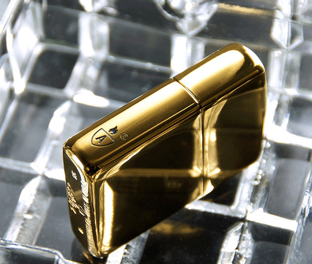 mua Zippo Titanium Gold Armor