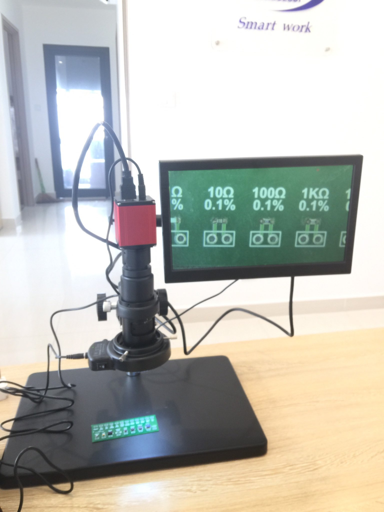 Auto Focus Microscope