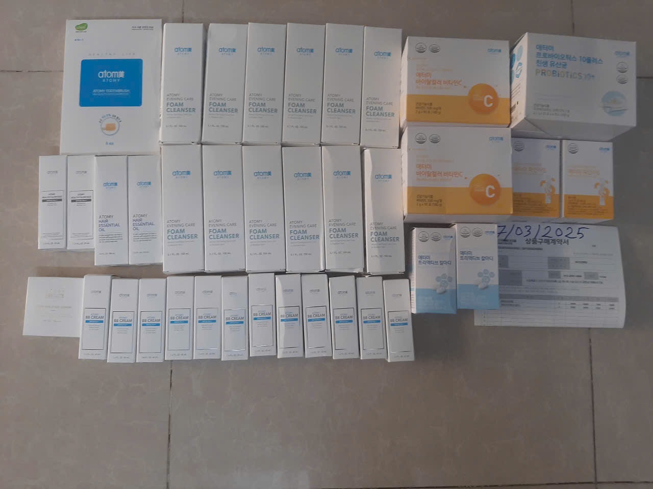 Chuyến thứ 14 của năm 2025 của shop đã nhập kho HCM. KoreaTitan – Chuyên hàng nhập khẩu chính hãng từ Korea.