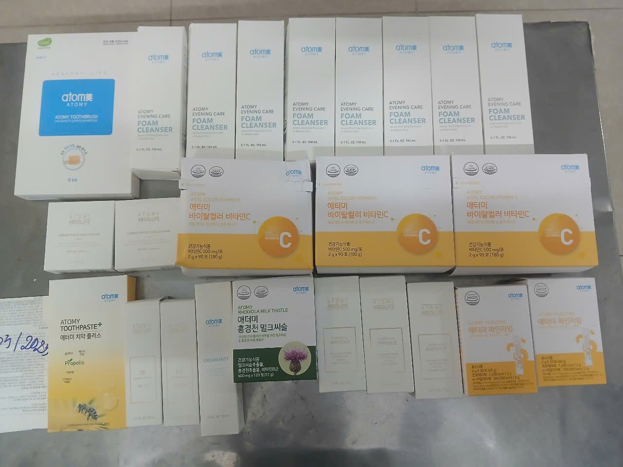 Chuyến thứ 15 của năm 2025 của shop đã nhập kho HCM. KoreaTitan – Chuyên hàng nhập khẩu chính hãng từ Korea.