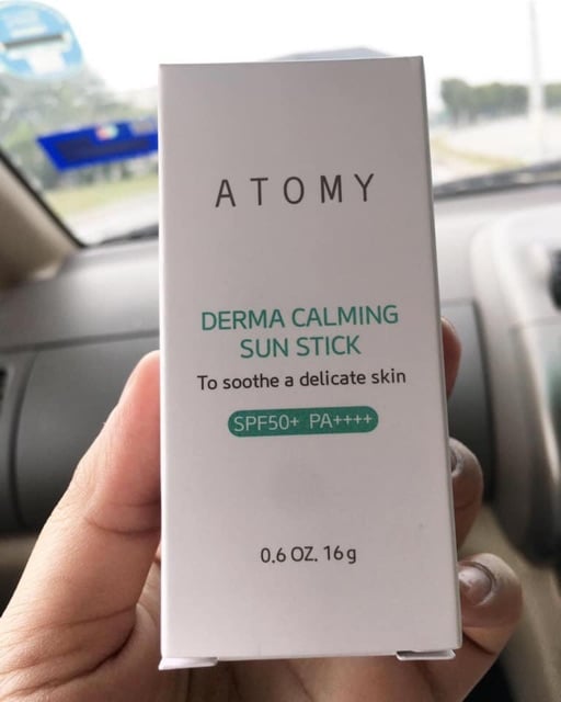 Sáp chống nắng cho da nhạy cảm - Atomy Derma Calming Sun Stick