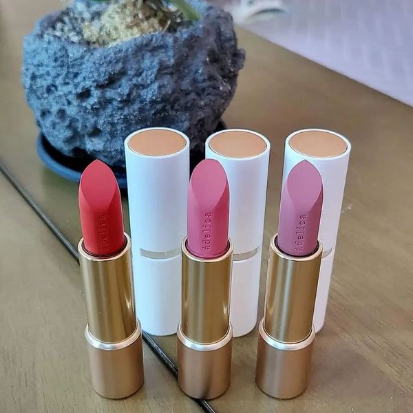 Son lì màu đỏ tươi M01 - Atomy Adelica Lip Rouge Matt