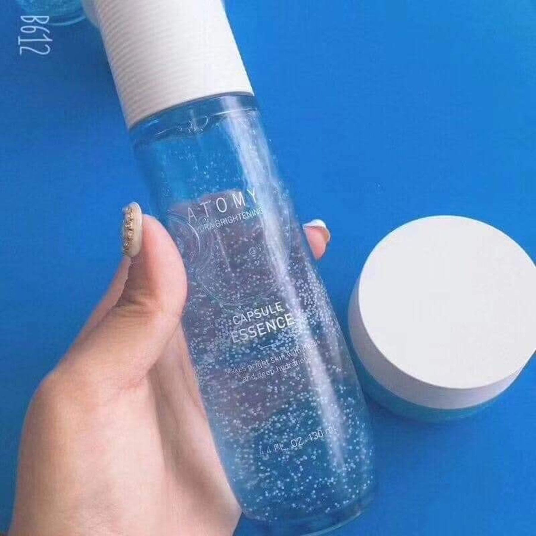 Tinh chất viên nan dưỡng ẩm và trắng sáng da - Atomy Hydra Brightening Capsule Essence