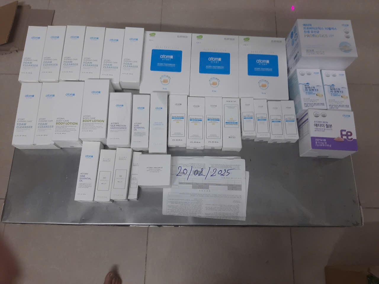 Hàng về rất nhiều, (video 1) Chuyến thứ 9 của năm 2025 của shop đã nhập kho HCM. KoreaTitan – Chuyên hàng nhập khẩu chính hãng từ Korea.