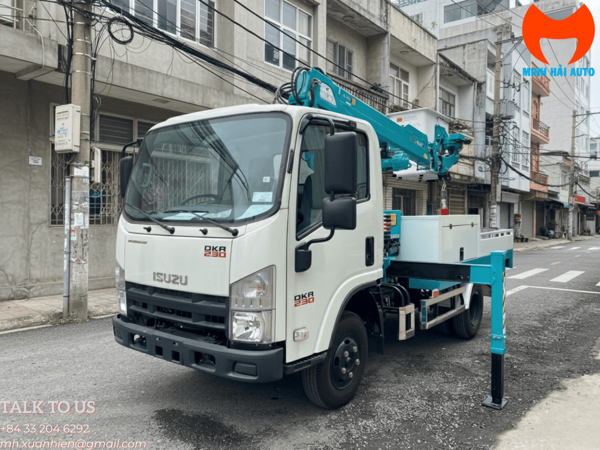 bang-gia-xe-nang-nguoi-2025-cat-keo-boom-lift-socage