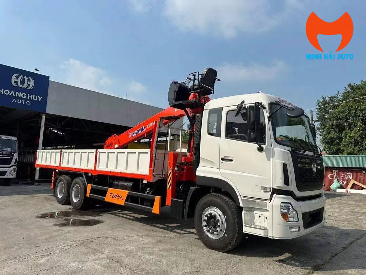 cho-hang-dai-bang-dongfeng-kl270-ks2056h-chuan-bi-gi