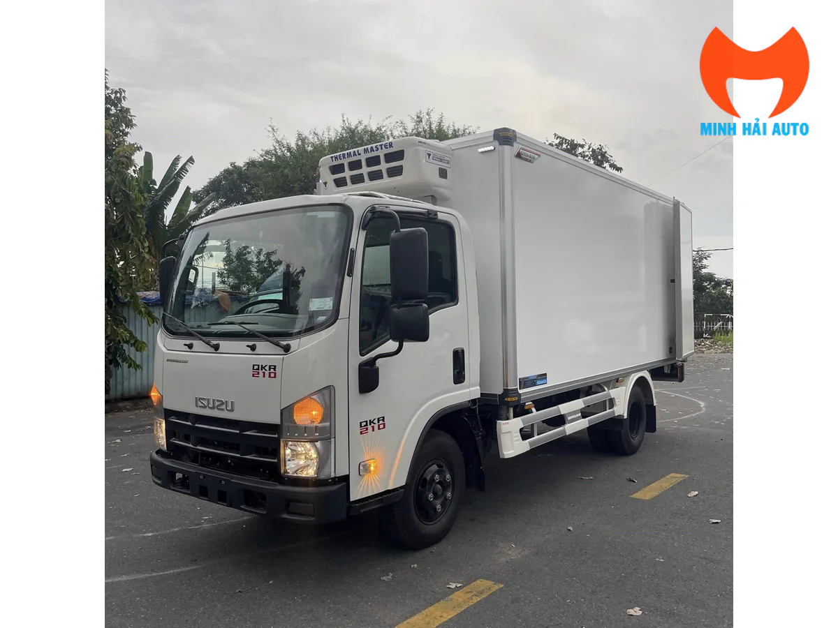 xe-tai-dong-lanh-isuzu-chon-tai-trong-thung-va-may-lanh