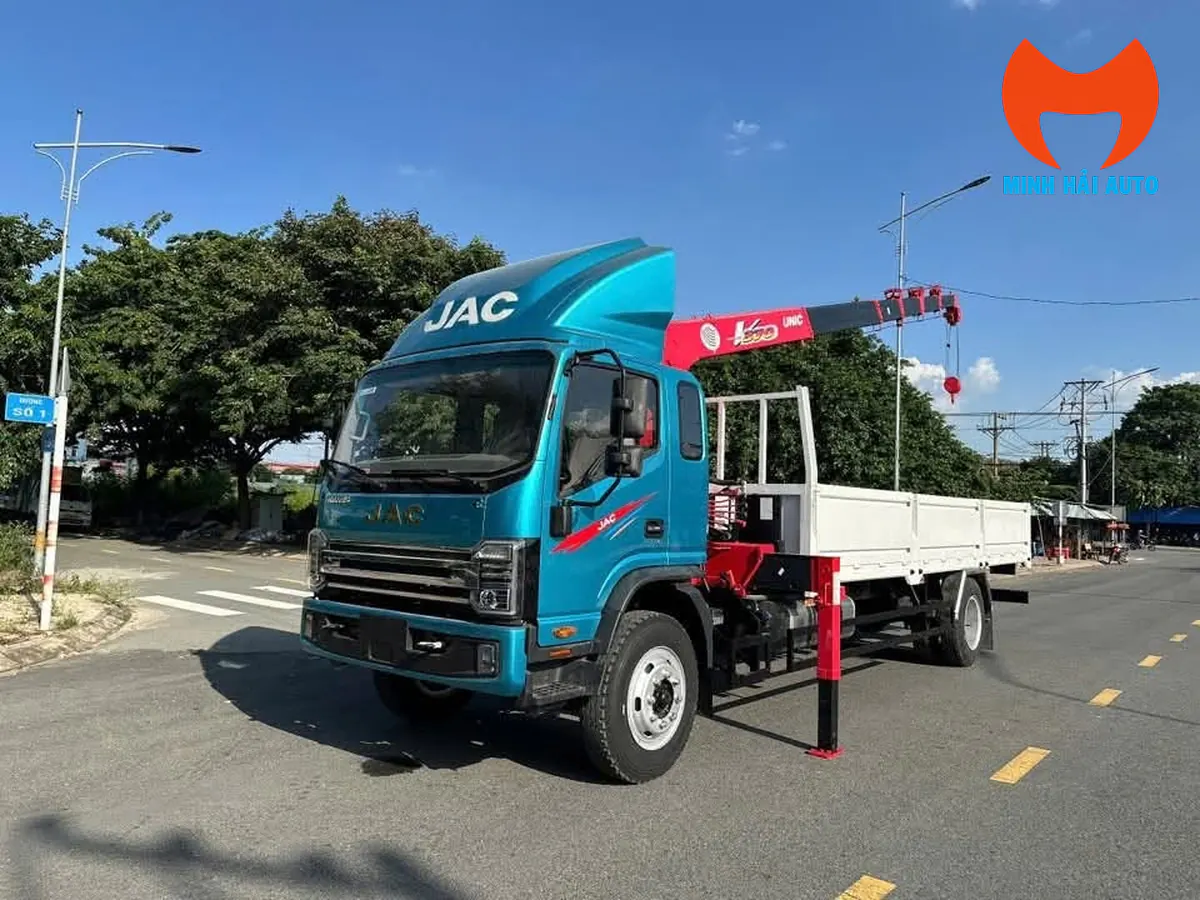 xe-tai-jac-gan-cau-unic-can-chuan-bi-gi-truoc-khi-hoi-gia